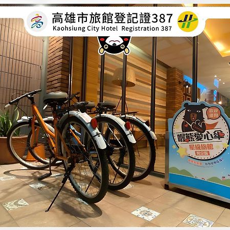 Hua Xiang Hotel - Zuoying Kaohsiung Bagian luar foto